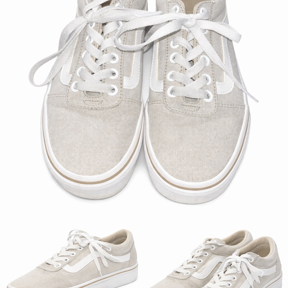 Vans Women's Sneakers in Light Gray and White
